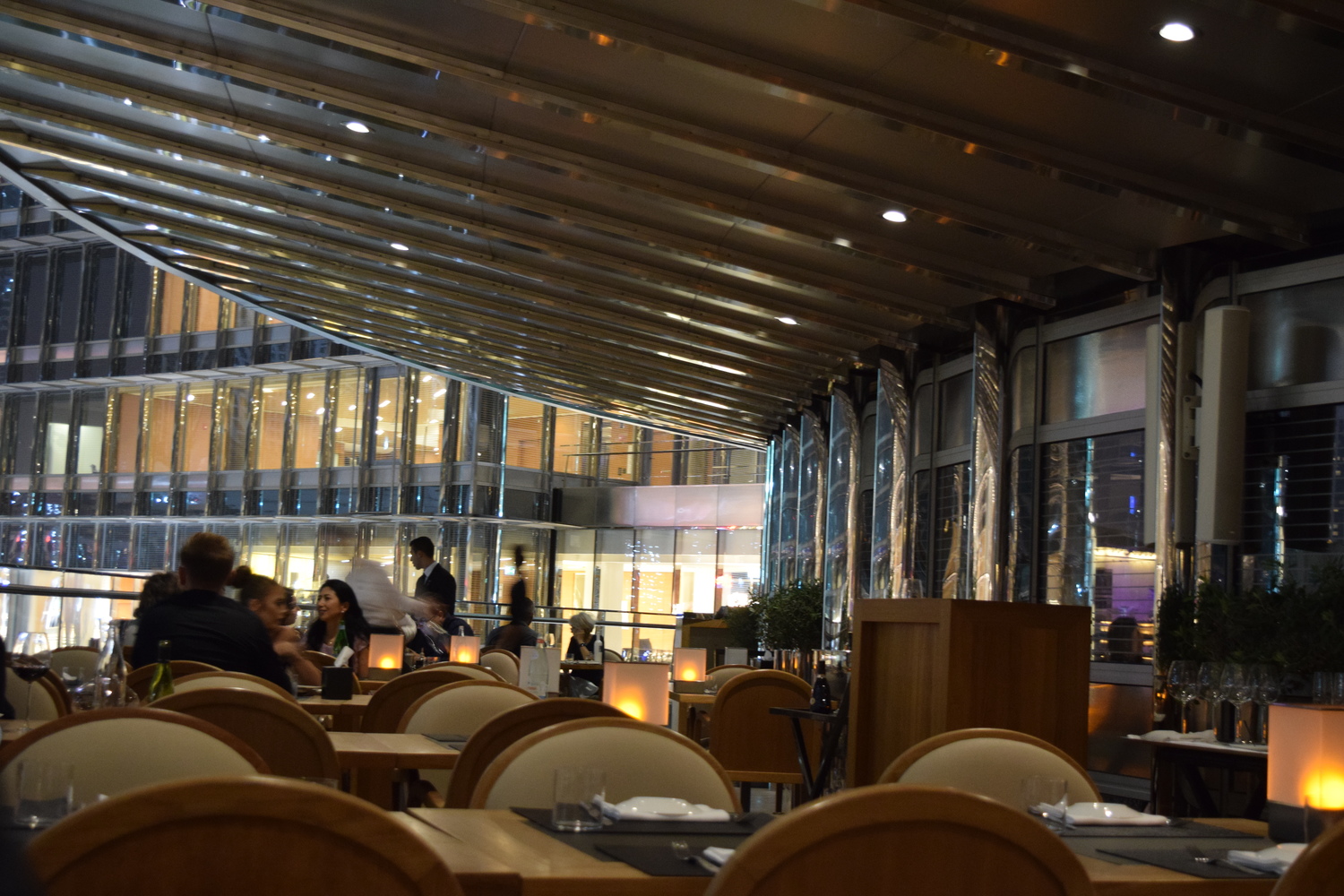 burj khalifa armani deli